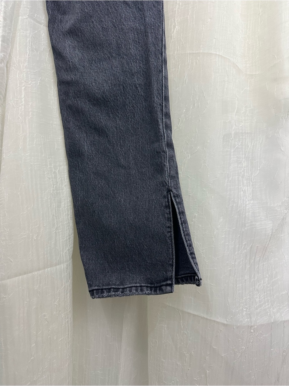 Abercrombie & Fitch Ultra High-Rise Straight Jeans in Charcoal Gray - Picture 5 of 5
